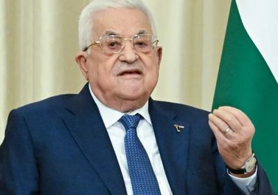 أبو مازن للفصائل الفلسطينية: سلموا الأسلحة.. لا نريد دولة مسلحة