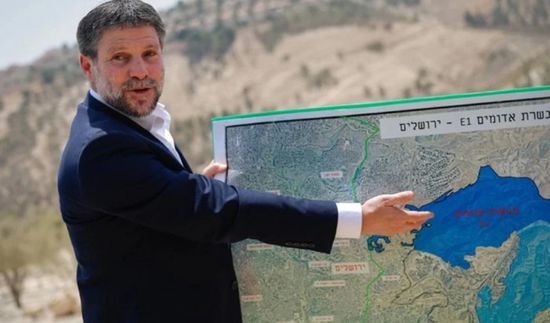 وزير إسرائيلي يعلن بدء خطة استيطانية لـ"دفن الدولة الفلسطينية"