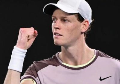 حامل اللقب سينر يتأهل إلى قبل نهائي بطولة سينسناتي للتنس