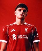 ليفربول يعلن تعاقده مع المدافع الإيطالي ليوني من بارما