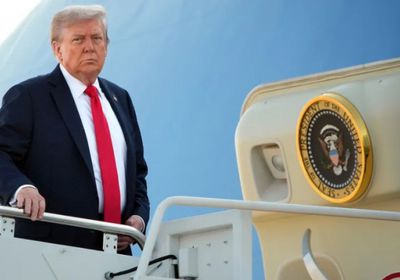 قبل انطلاقها.. ترامب يلوح بـ"الانسحاب" من قمة ألاسكا