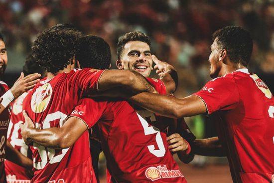 الأهلي يكتسح فاركو برباعية في الدوري المصري