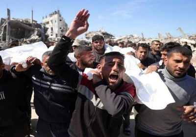 استشهاد فلسطينيين من منتظري المساعدات برصاص الاحتلال