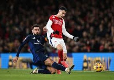 أرسنال يهزم يونايتد في مباراتهما الأولى بالدوري