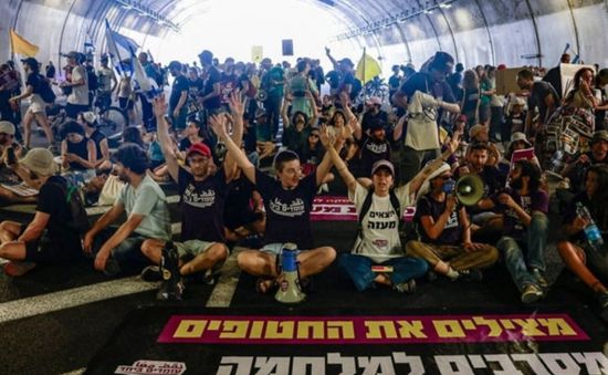 مطالبكم تقوي حماس.. نتنياهو يهاجم المتظاهرين الإسرائيليين