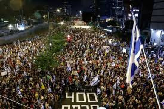 تظاهرات بتل أبيب لمطالبة إسرائيل بإنهاء الحرب