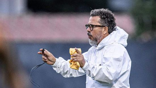 سانتوس يُقيل مدربه شافيير