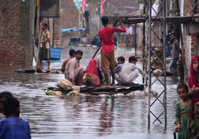 باكستان تستأنف عمليات الإنقاذ في المناطق المتضررة من السيول