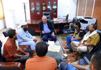 وكيل محافظ عدن يجتمع مع وكلاء توزيع الغاز المنزلي