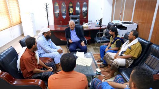 وكيل محافظ عدن يجتمع مع وكلاء توزيع الغاز المنزلي