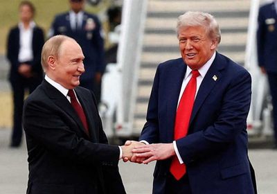 ترامب يكشف عن لقاء سيجمع بوتين وزيلينسكي