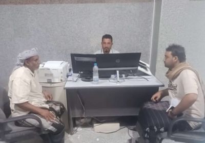 انتقالي سقطرى يتفقد فروع البنوك المحلية ويتابع الأوضاع المصرفية