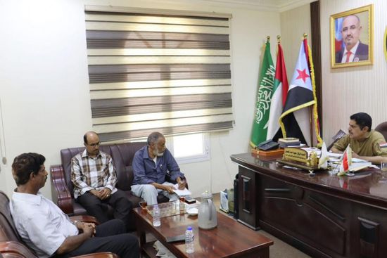 انتقالي حضرموت يتابع تحركات هيئة الأدوية لخفض الأسعار