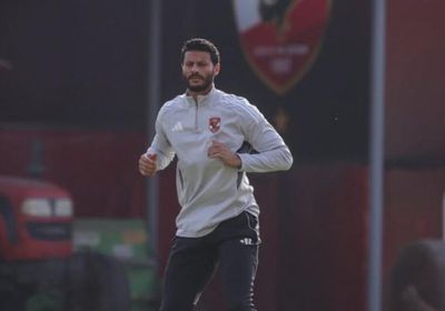 وفاة والد حارس الأهلي المصري محمد الشناوي جراء حادث سير