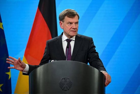 وزير ألماني يحذر من تأثر المصالح الأوروبية بالتوتر في منطقة المحيطين