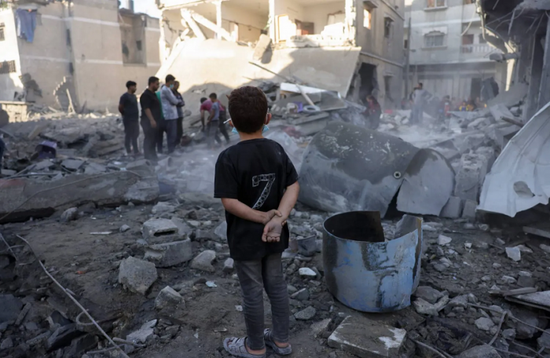 وزير الخارجية المصري يدعو ويتكوف لدفع إسرائيل للموافقة على مقترح الهدنة