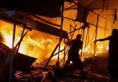 غارات إسرائيلية على مركز إيواء للنازحين بغزة