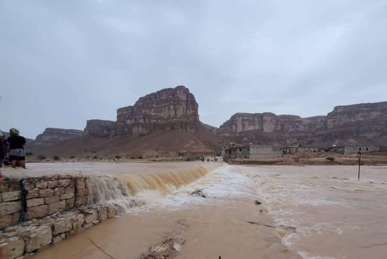 تحذيرات من سيول جارفة بأودية مديرية تريم