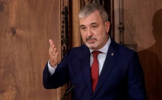 الداخلية الإسرائيلية تمنع عمدة برشلونة من دخول تل أبيب