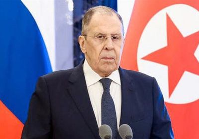 لافروف ينفي وجود خطط لعقد لقاء بين بوتين وزيلينسكي