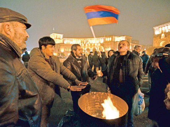 تظاهرة في أرمينيا ضد قاعدة عسكرية روسية