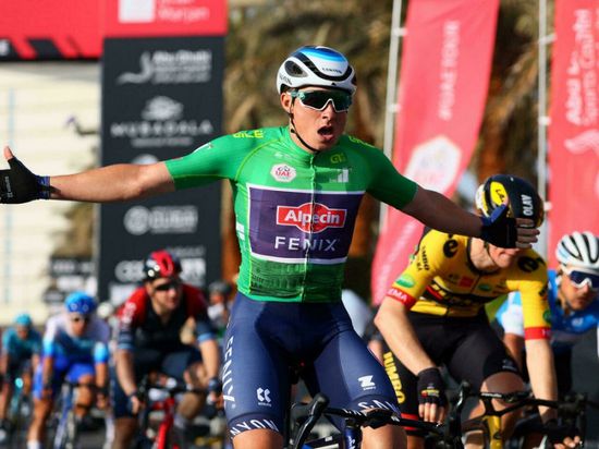 فيليبسن يفوز بالمرحلة الأولى لسباق إسبانيا للدراجات