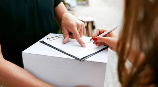 الهند تقرر تعليق إرسال الطرود إلى أمريكا