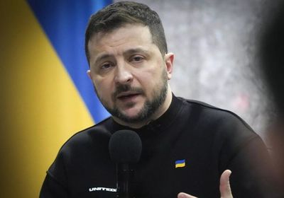 الرئيس الأوكراني يستبعد خيار التنازل عن الأراضي