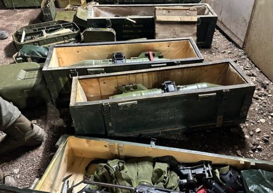 الجيش الإسرائيلي يعلن مصادرة أسلحة حربية في جنوب سوريا