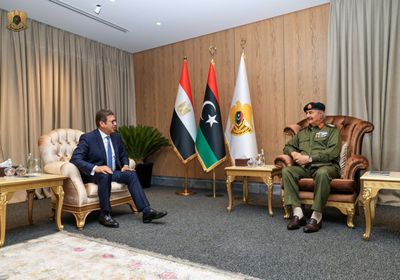 رئيس المخابرات العامة المصرية يلتقي حفتر في بنغازي
