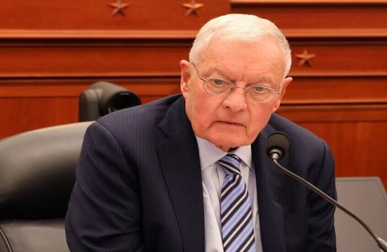 زيلينسكي يقلد الممثل الخاص لترامب بوسام الأمير ياروسلاف الحكيم