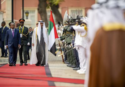 رئيس الإمارات يختتم زيارته إلى أنغولا