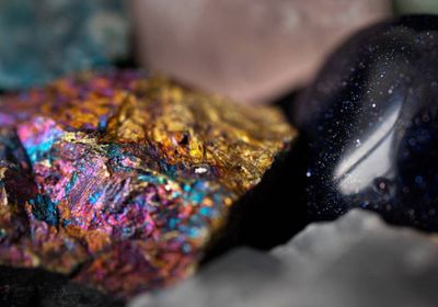 إدارة ترامب تدرس توجيه ملياري دولار لدعم المعادن النادرة