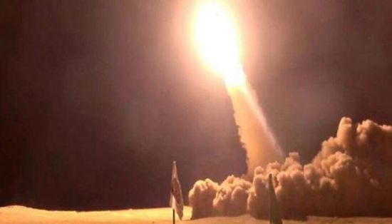 الجيش الإسرائيلي يعترض صاروخًا حوثيًا