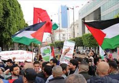    محتجون يدعمون غزة يقتحمون مقر "مايكروسوفت" بواشنطن