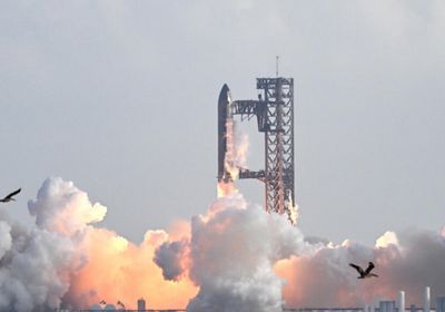 صاروخ إيلون ماسك العملاق ستارشيب يعود بنجاح بعد سلسلة انفجارات