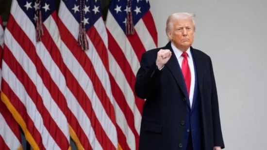 تعليق عمل موظفين فدراليين بعد رسالة تنتقد سياسة ترامب