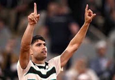 ألكاراز يتأهل بسهولة للدور الثالث في نيويورك بفوز ساحق على بيلوتشي