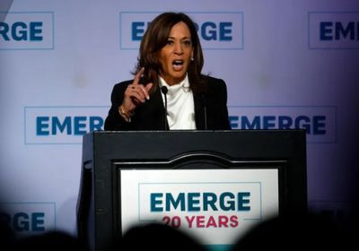 ترامب يقرر إلغاء الحماية الاستخبارية لكامالا هاريس