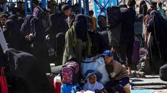 أكثر من 800 عراقي يغادرون مخيم الهول في سوريا