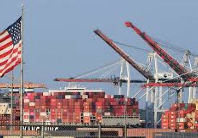 اتساع العجز التجاري الأمريكي بشكل حاد في يوليو