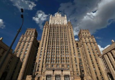 روسيا تدين إعادة فرض العقوبات الأوروبية على إيران