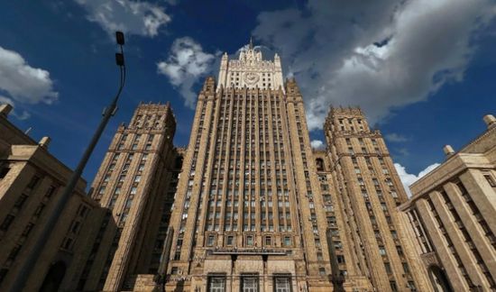 روسيا تدين إعادة فرض العقوبات الأوروبية على إيران