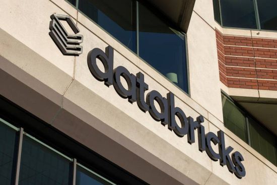 قفزة في تقييم "داتابريكس" إلى أكثر من 100 مليار دولار