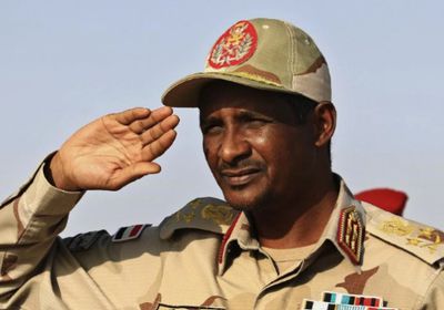 السودان.. قائد الدعم السريع يؤدي اليمين رئيساً للمجلس الرئاسي للحكومة الموازية