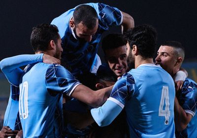 بيراميدز يعمق جراح الأهلي بثنائية نظيفة بالدوري المصري