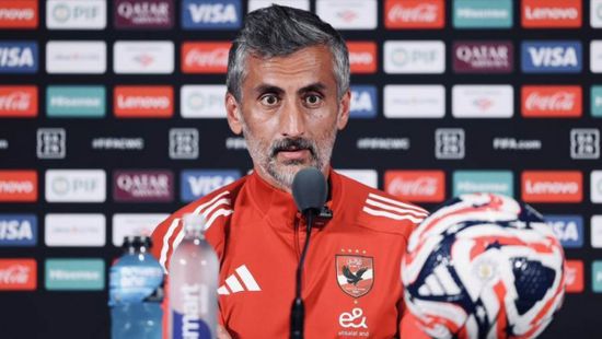 اجتماع طارئ في الأهلي لبحث رحيل مدرب الفريق