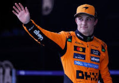 بياستري يفوز في هولندا ويعزز صدارته بعد انسحاب نوريس