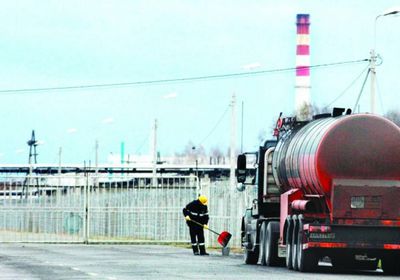 روسيا تمدد حظر تصدير البنزين حتى نهاية أكتوبر