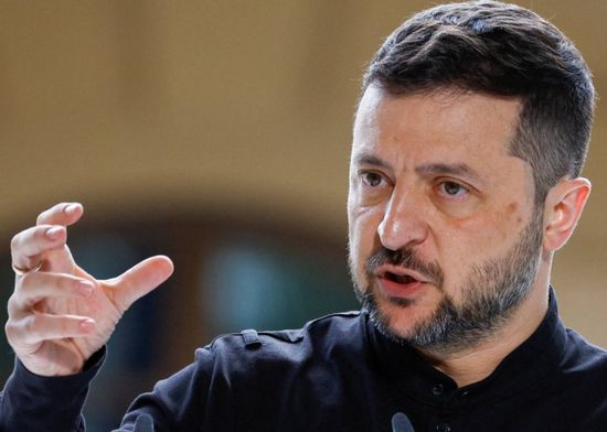 الرئيس الأوكراني يتوعد بشن ضربات في العمق الروسي